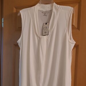 Dana Buchman Cream Sleeveless Blouse
